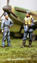 Dartmoor MM 48A014: 1/48 WWII RAF Pilot & Ground Crewman