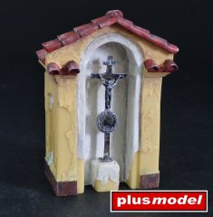 Plus Model 4036: 1/48 Chapel with Cross