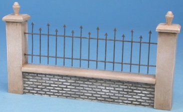 GasoLine DIO48013KC: 1/48 Low Wall with Poles and Railing